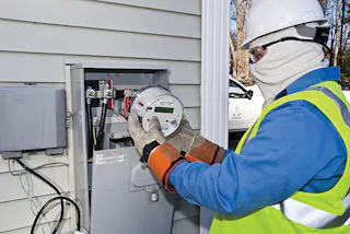 Overcoming Challenges in Smart Meter Deployment: Lessons Learned